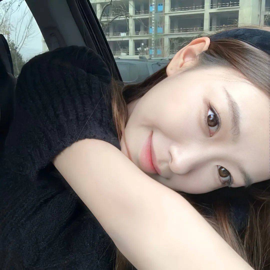 隔壁的吸血鬼美眉