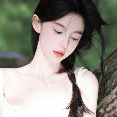 偷偷接吻